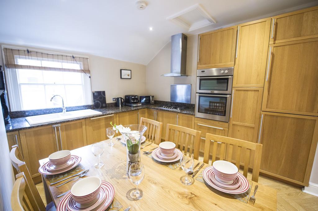 Chester Apartments Екстер'єр фото